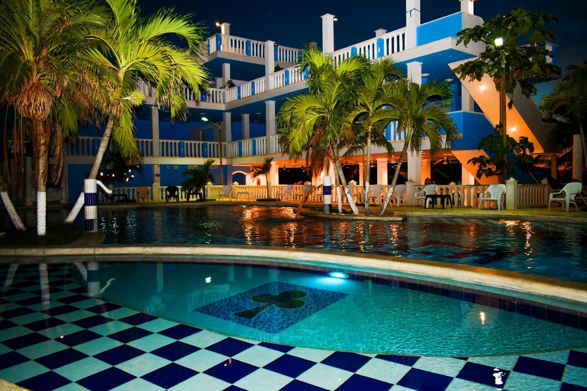 Hotel Isla Magica Coveñas エクステリア 写真