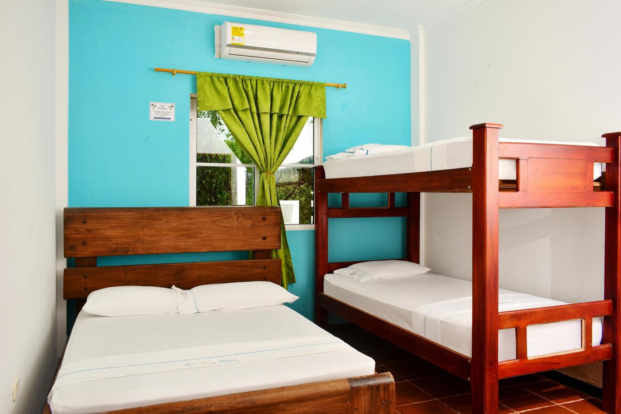 Hotel Isla Magica Coveñas エクステリア 写真