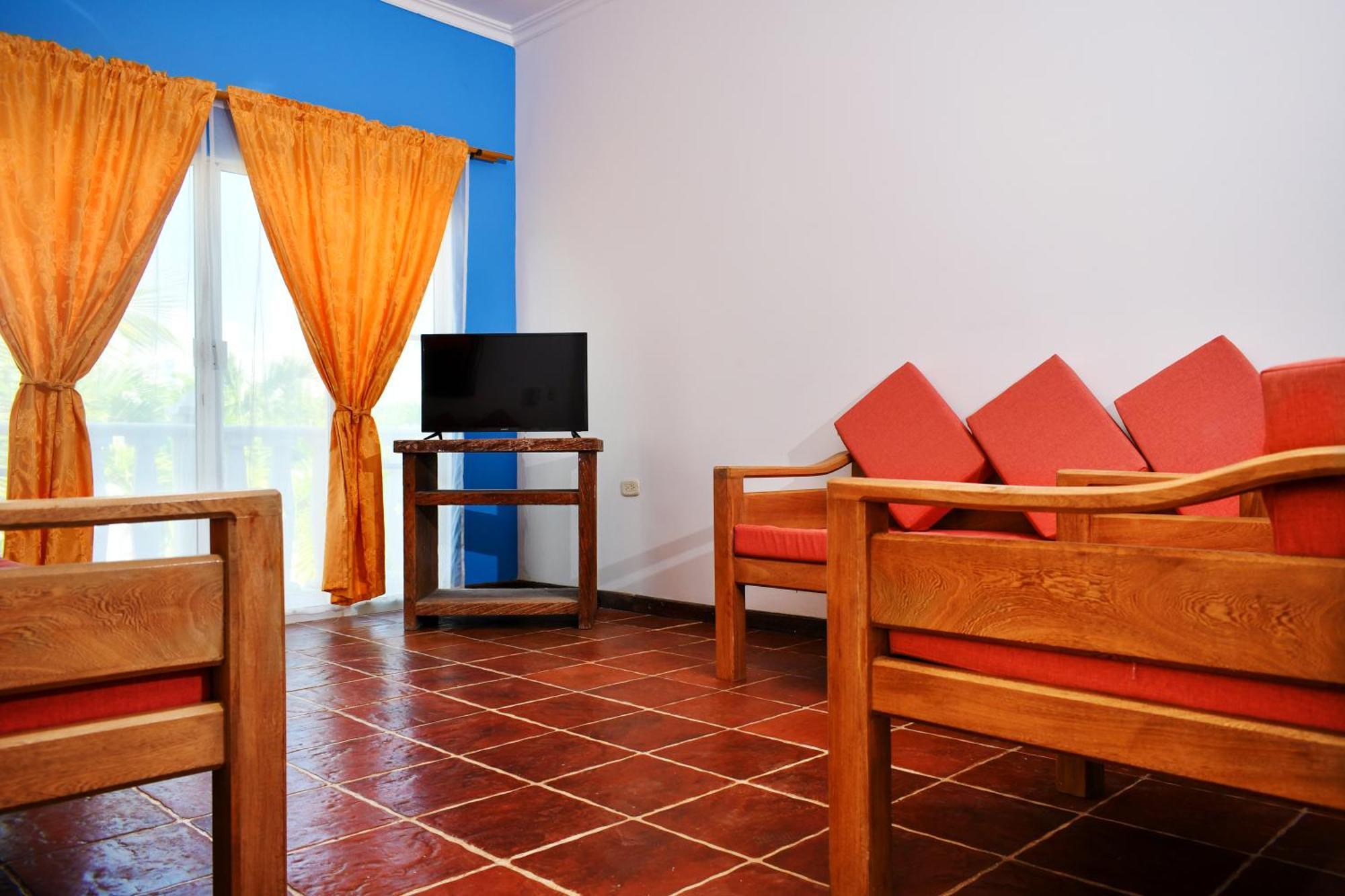 Hotel Isla Magica Coveñas エクステリア 写真