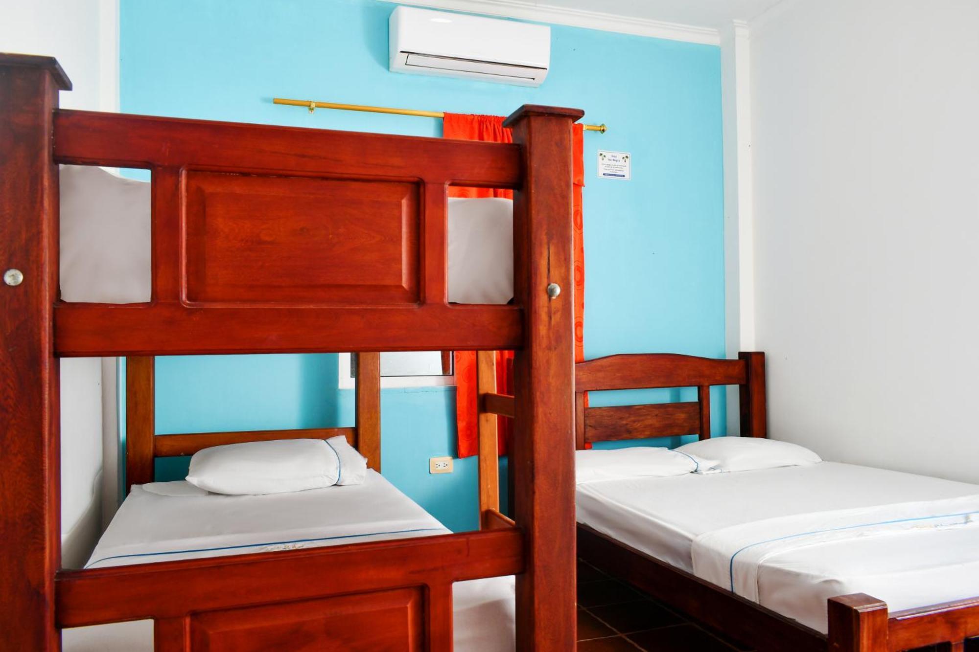 Hotel Isla Magica Coveñas エクステリア 写真